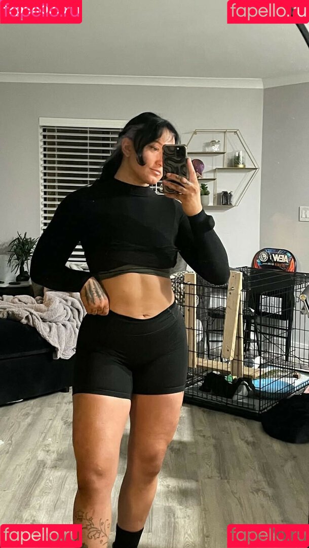 Kris Statlander Onlyfans Photo Gallery 