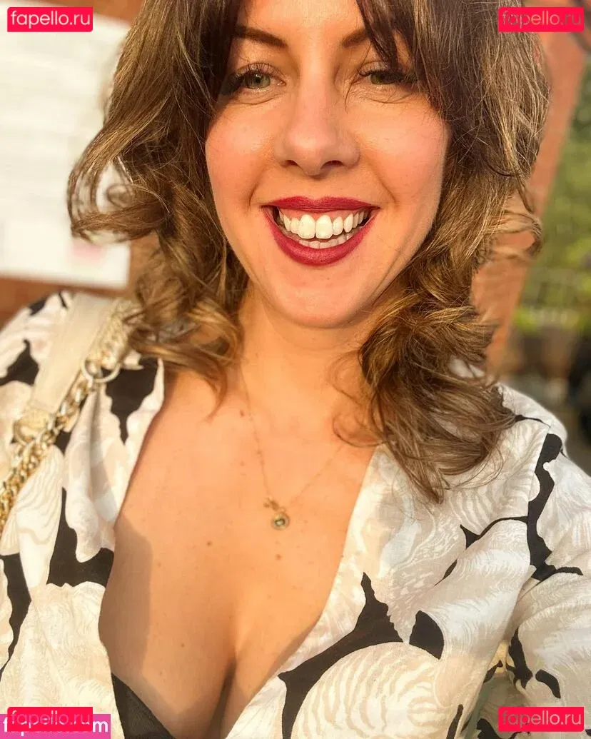 elleblackmagpie Onlyfans Photo Gallery 