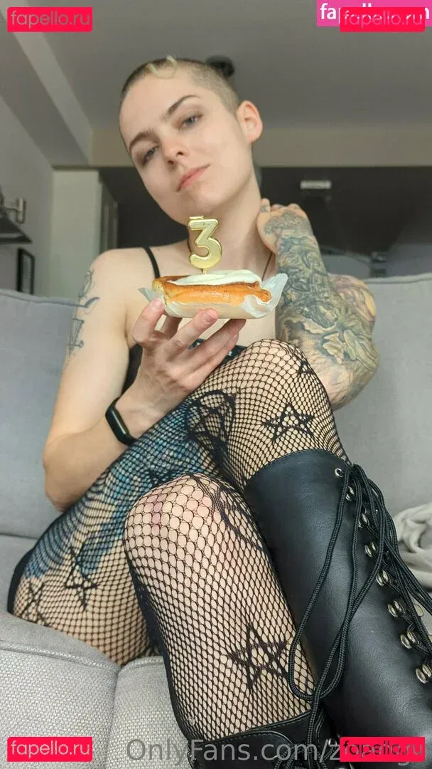 zoadgo Onlyfans Photo Gallery 