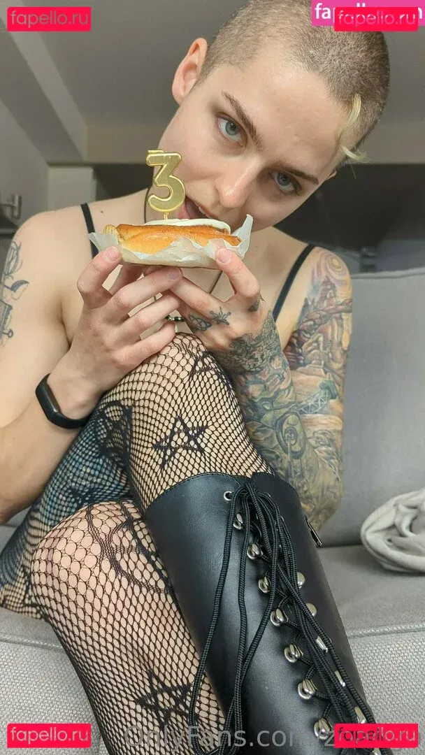 zoadgo Onlyfans Photo Gallery 