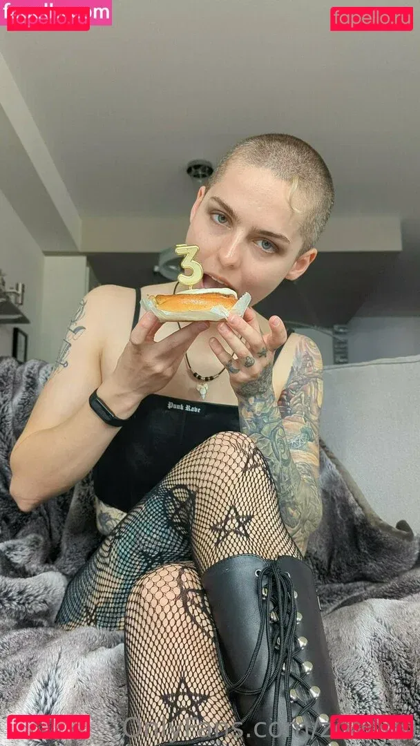 zoadgo Onlyfans Photo Gallery 