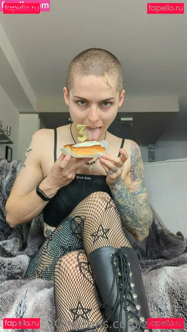 zoadgo Onlyfans Photo Gallery 