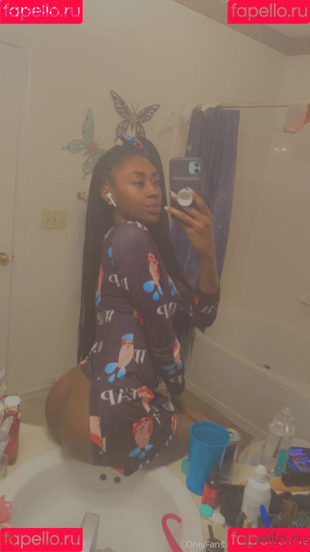 sweetpea1215 Onlyfans Photo Gallery 