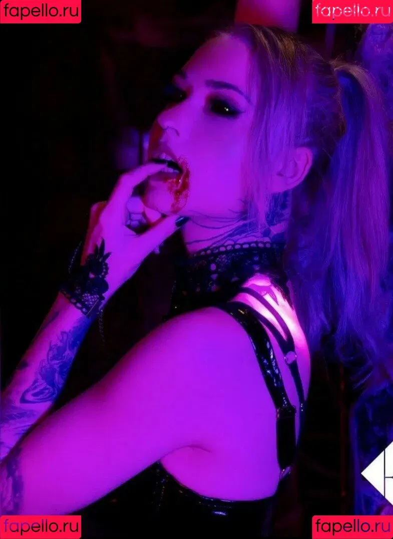 Sinchen Onlyfans Photo Gallery 