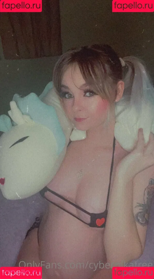 hyperbabecyber Onlyfans Photo Gallery 