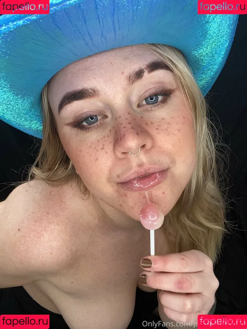 phoebeknight_t Onlyfans Photo Gallery 