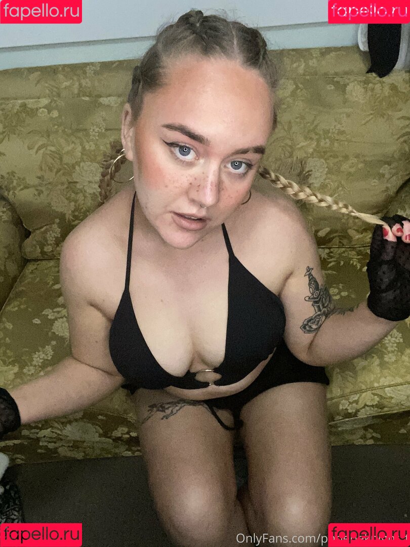 phoebeknight_t Onlyfans Photo Gallery 