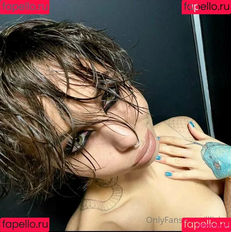lllisha Onlyfans Photo Gallery 