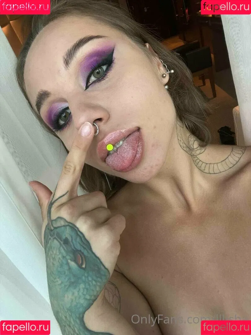 lllisha Onlyfans Photo Gallery 