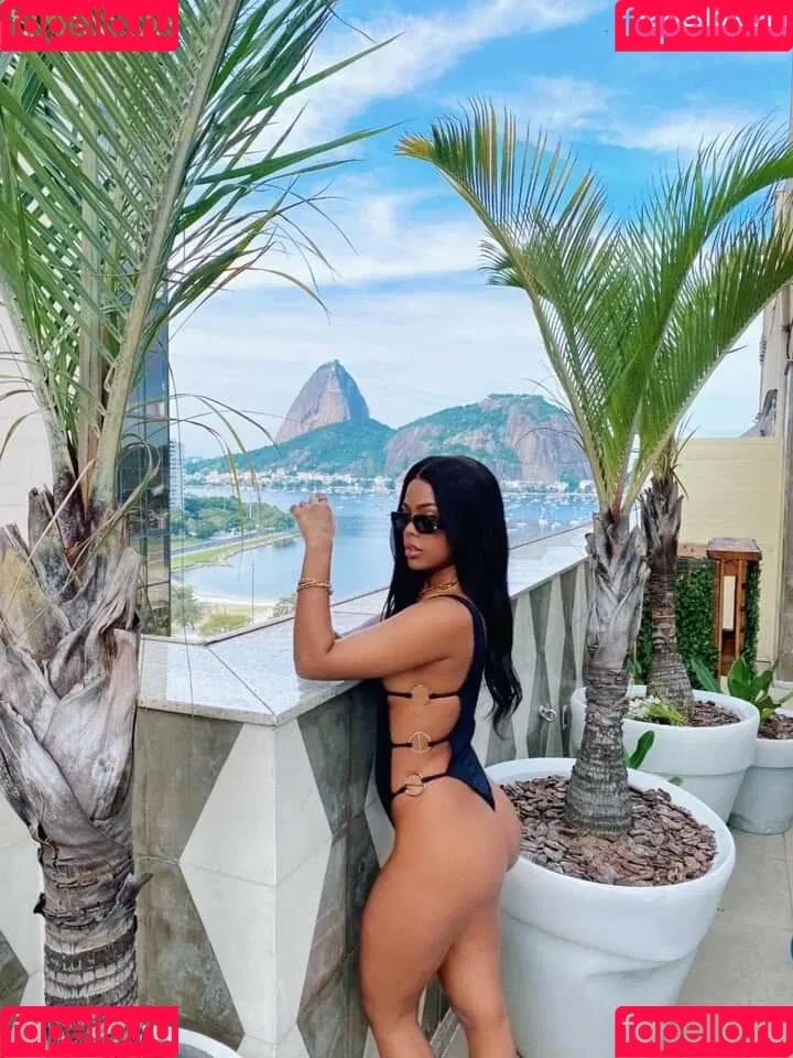 Marvvila Onlyfans Photo Gallery 