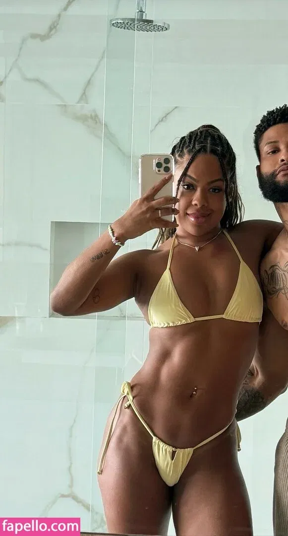 Marvvila Onlyfans Photo Gallery 