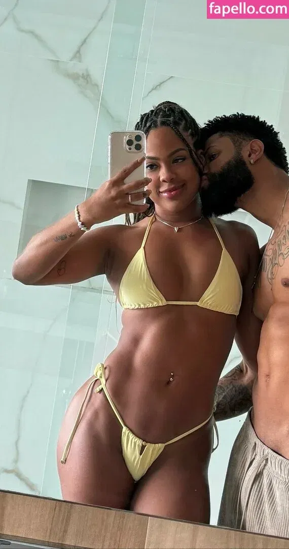 Marvvila Onlyfans Photo Gallery 