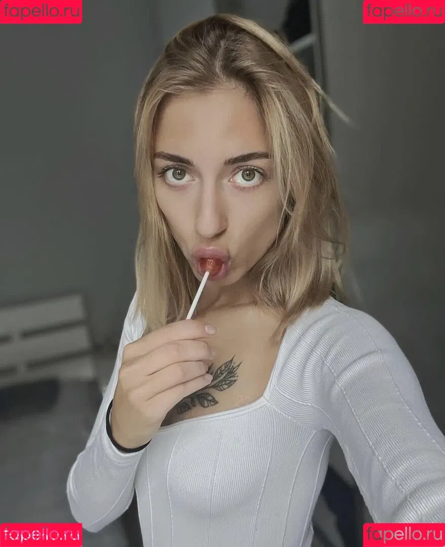 Marta Stefanska (ste_f_u_n_) Onlyfans Photo Gallery 