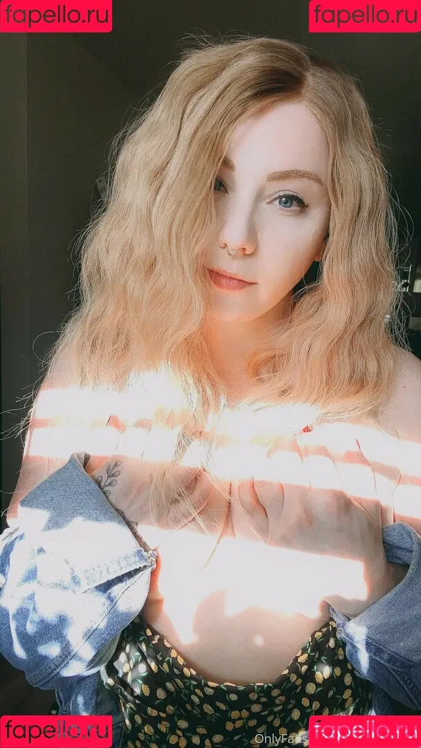 ZoeCatfu Onlyfans Photo Gallery 