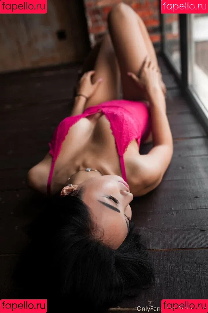 asian_model Onlyfans Photo Gallery 