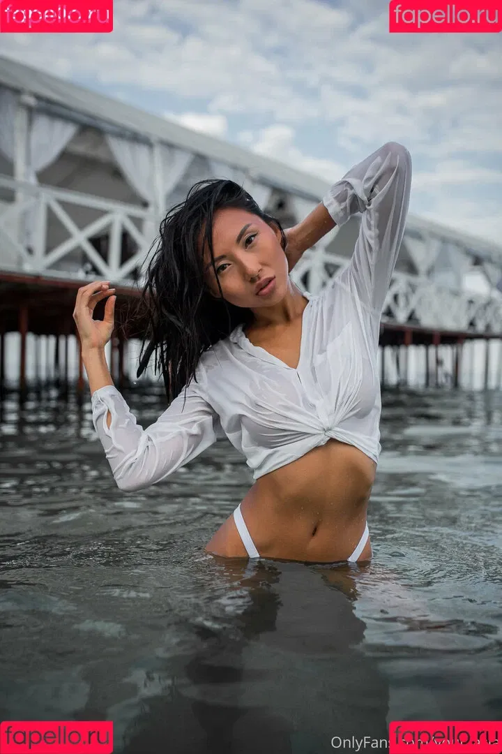asian_model Onlyfans Photo Gallery 