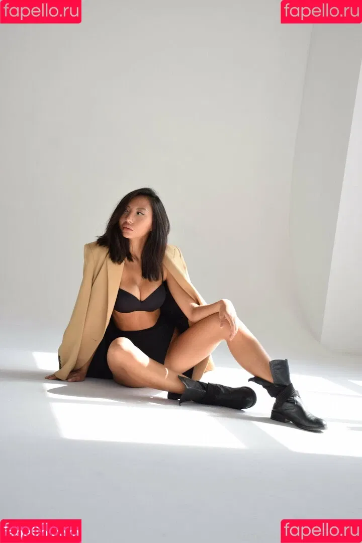 asian_model Onlyfans Photo Gallery 