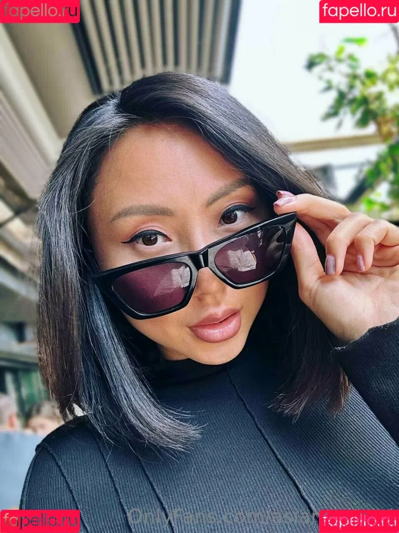 asian_model Onlyfans Photo Gallery 