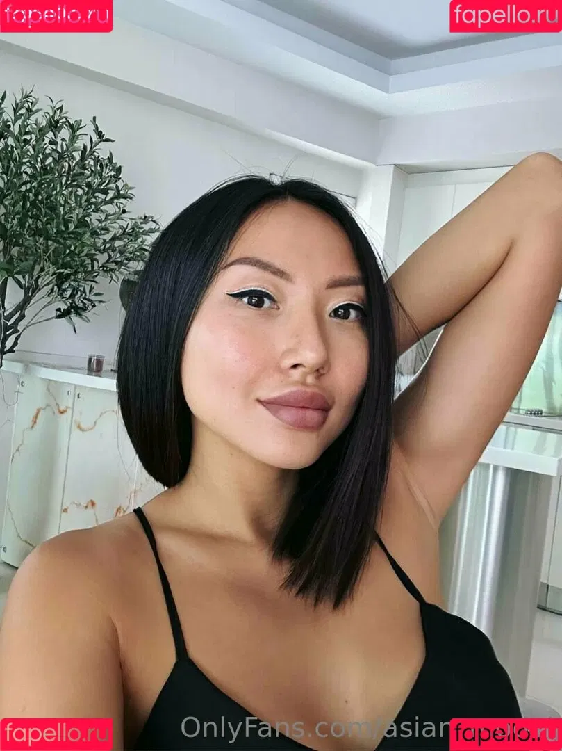 asian_model Onlyfans Photo Gallery 