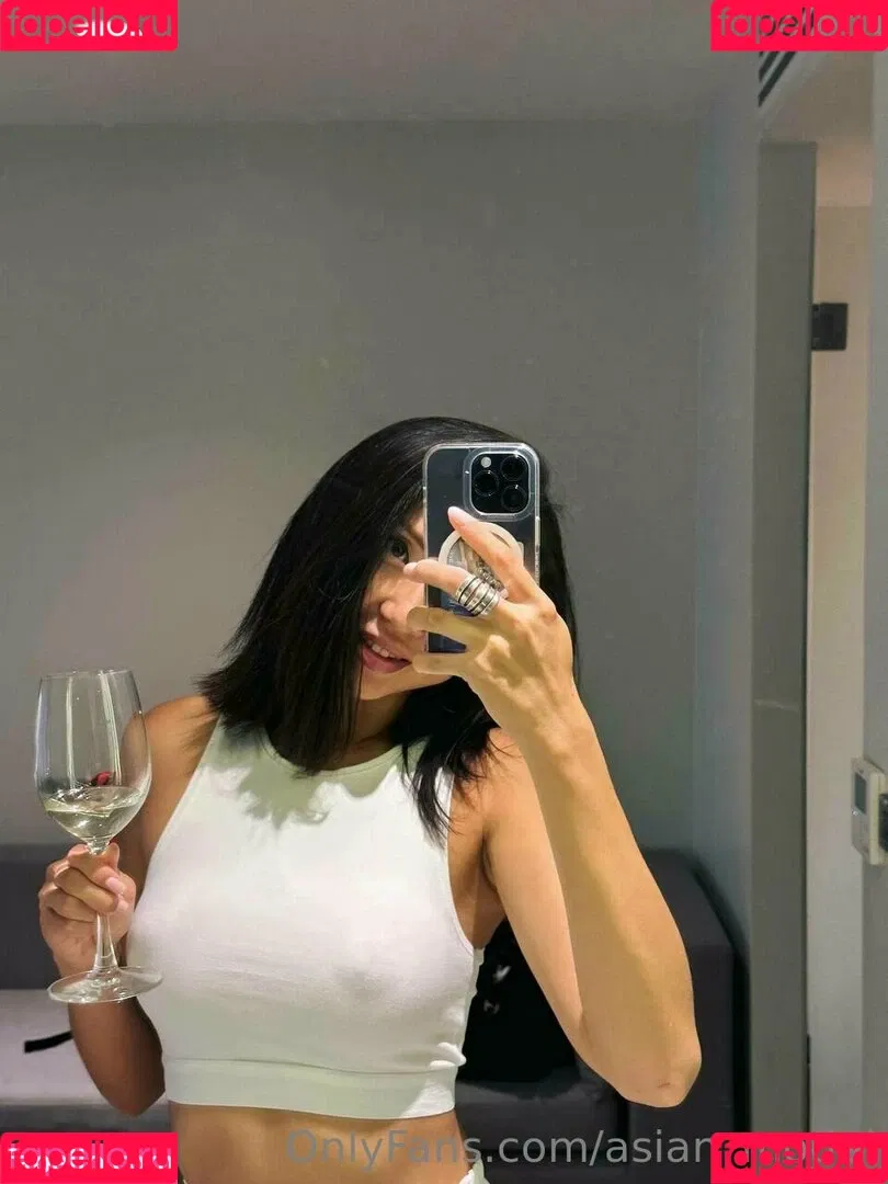 asian_model Onlyfans Photo Gallery 