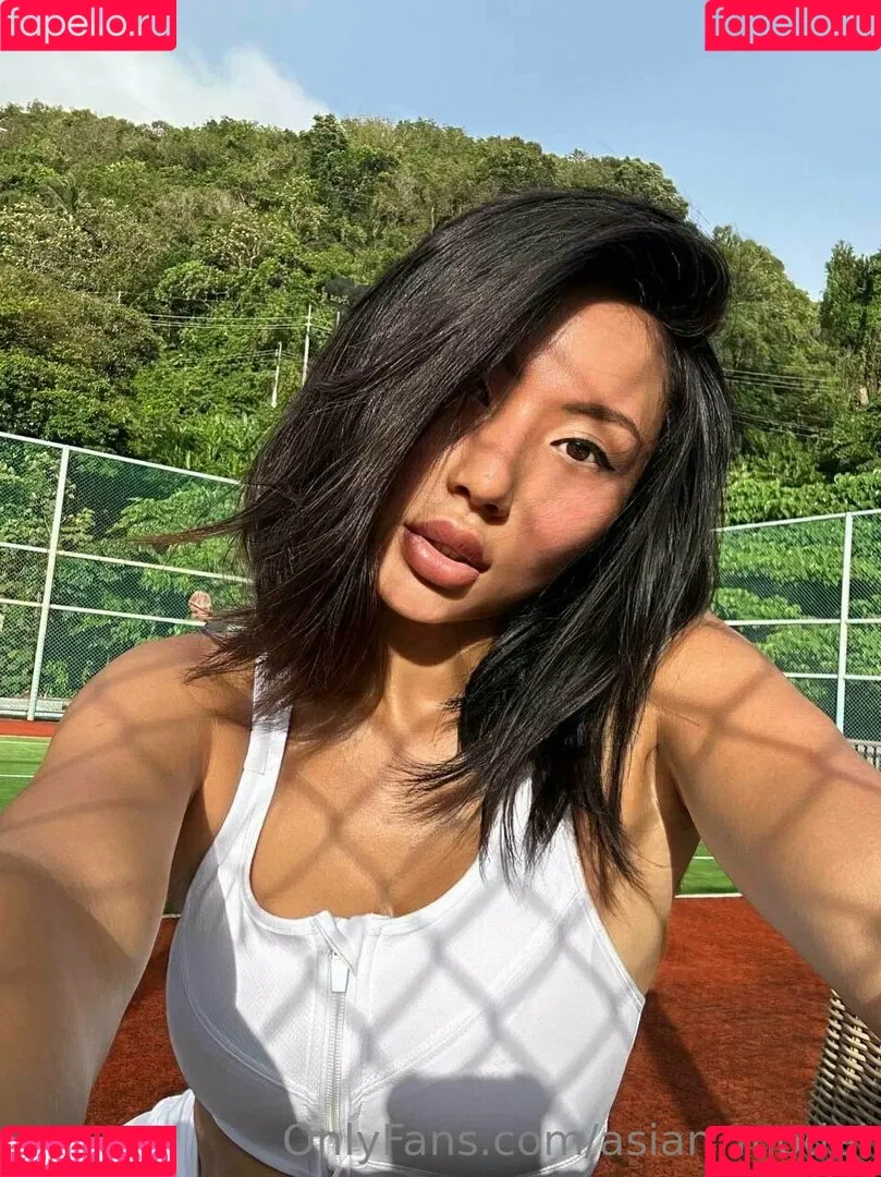 asian_model Onlyfans Photo Gallery 