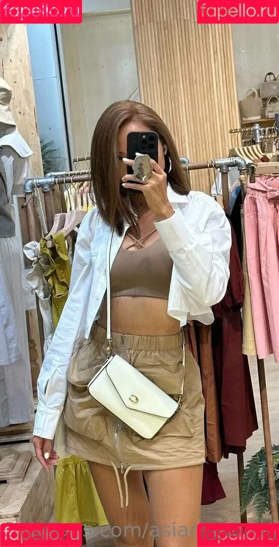 asian_model Onlyfans Photo Gallery 