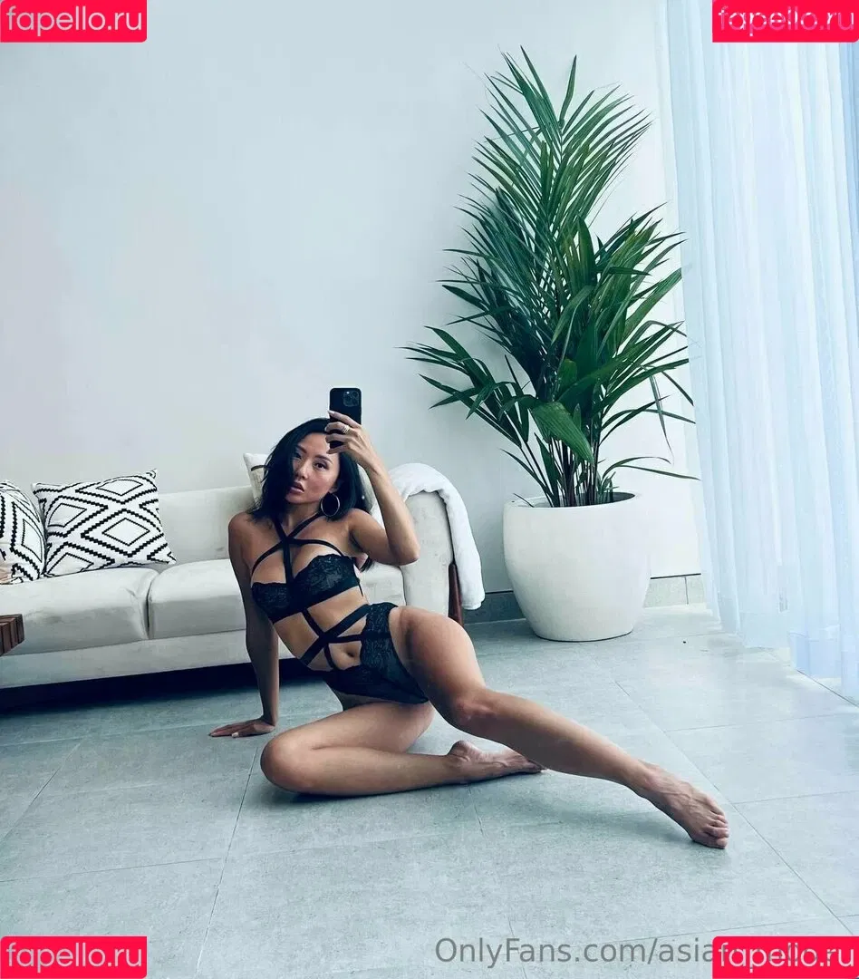 asian_model Onlyfans Photo Gallery 