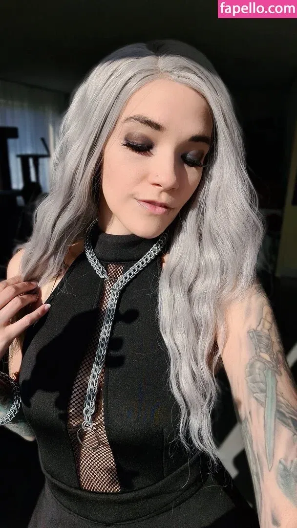 Freyja Luna / Eliska Onlyfans Photo Gallery 