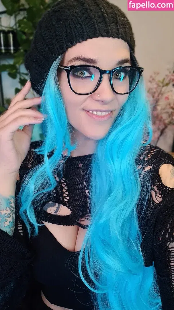 Freyja Luna / Eliska Onlyfans Photo Gallery 