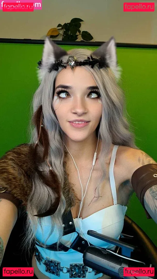 Freyja Luna / Eliska Onlyfans Photo Gallery 