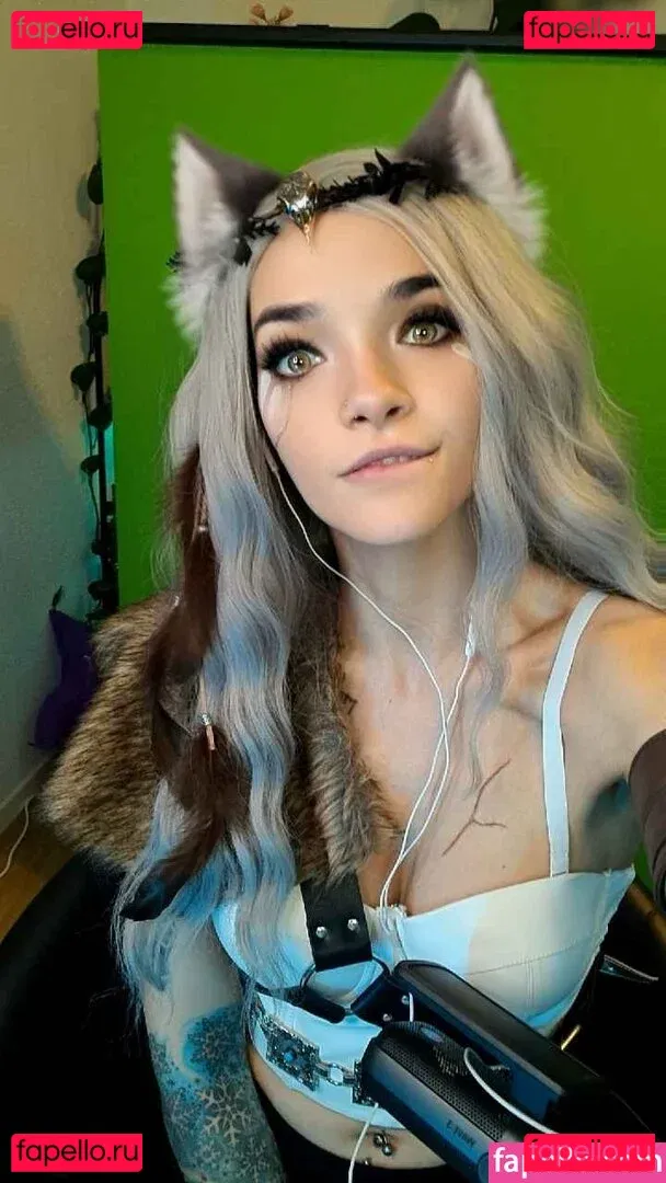 Freyja Luna / Eliska Onlyfans Photo Gallery 