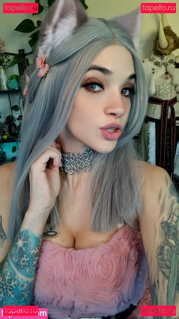 Freyja Luna / Eliska Onlyfans Photo Gallery 