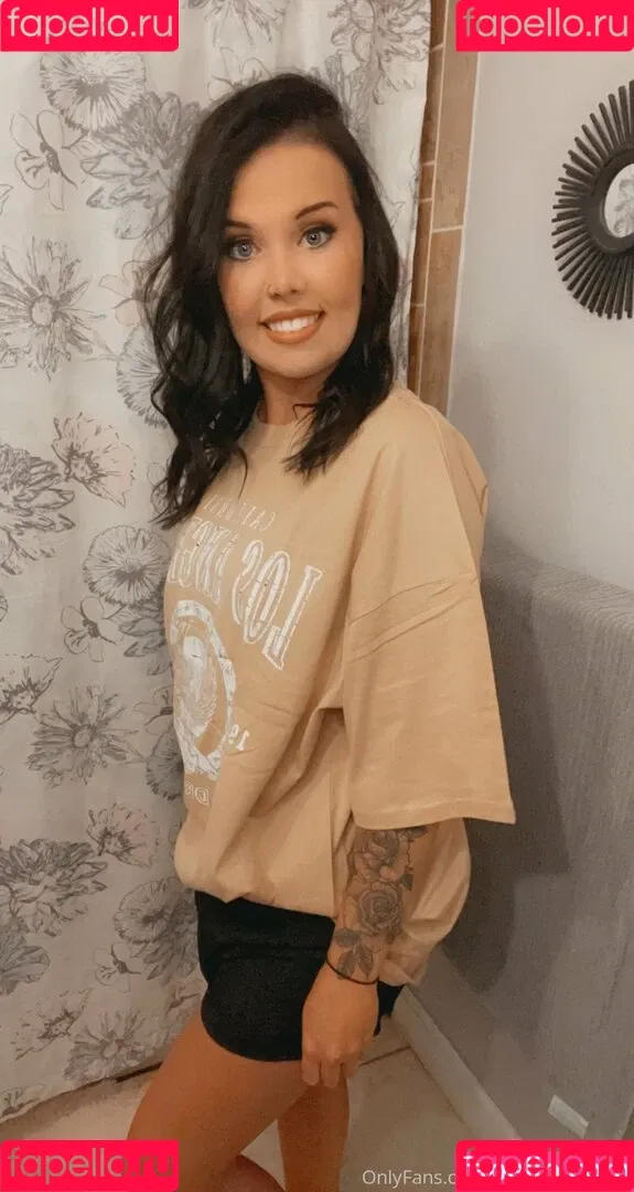 sadiedavis1187 Onlyfans Photo Gallery 