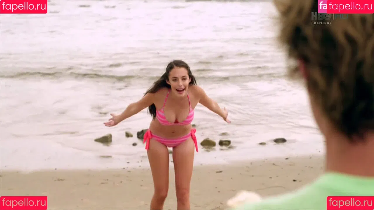 Chloe Bridges Onlyfans Photo Gallery 
