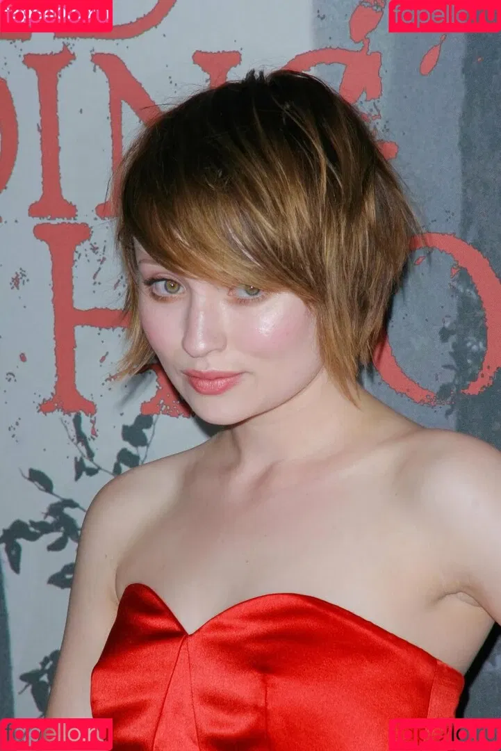 Emily Browning Onlyfans Photo Gallery 
