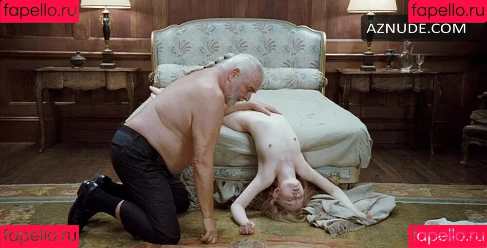 Emily Browning Onlyfans Photo Gallery 