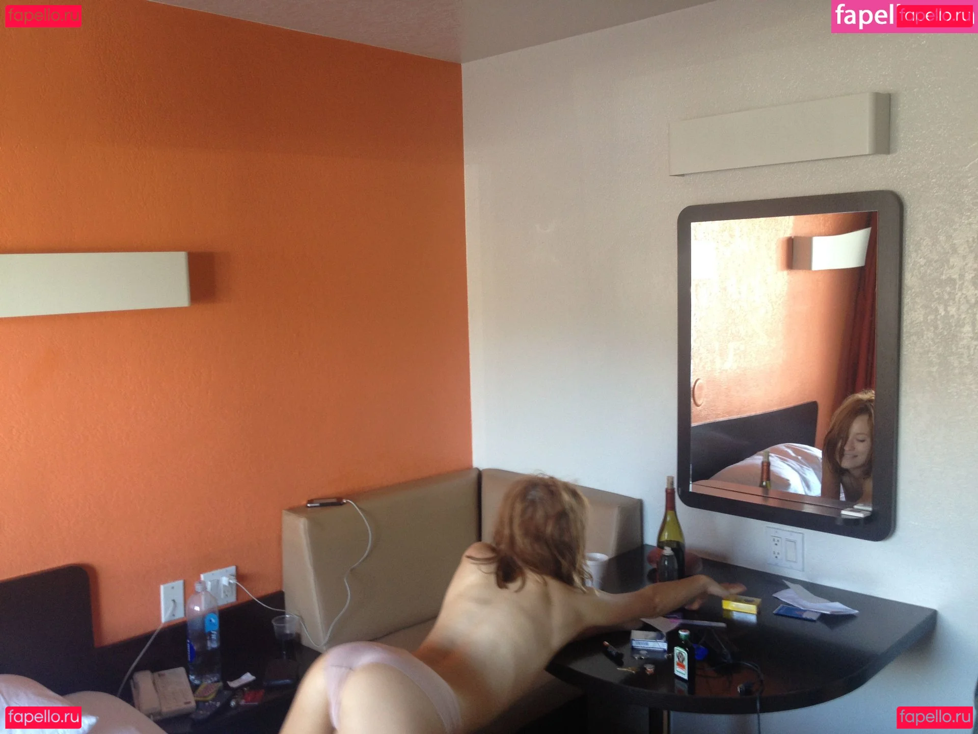 Emily Browning Onlyfans Photo Gallery 