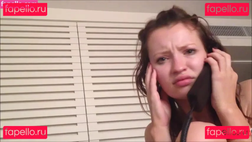 Emily Browning Onlyfans Photo Gallery 