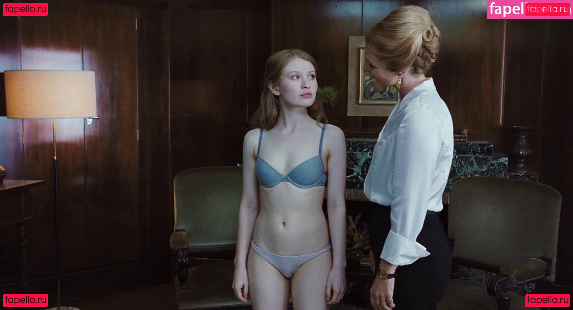Emily Browning Onlyfans Photo Gallery 