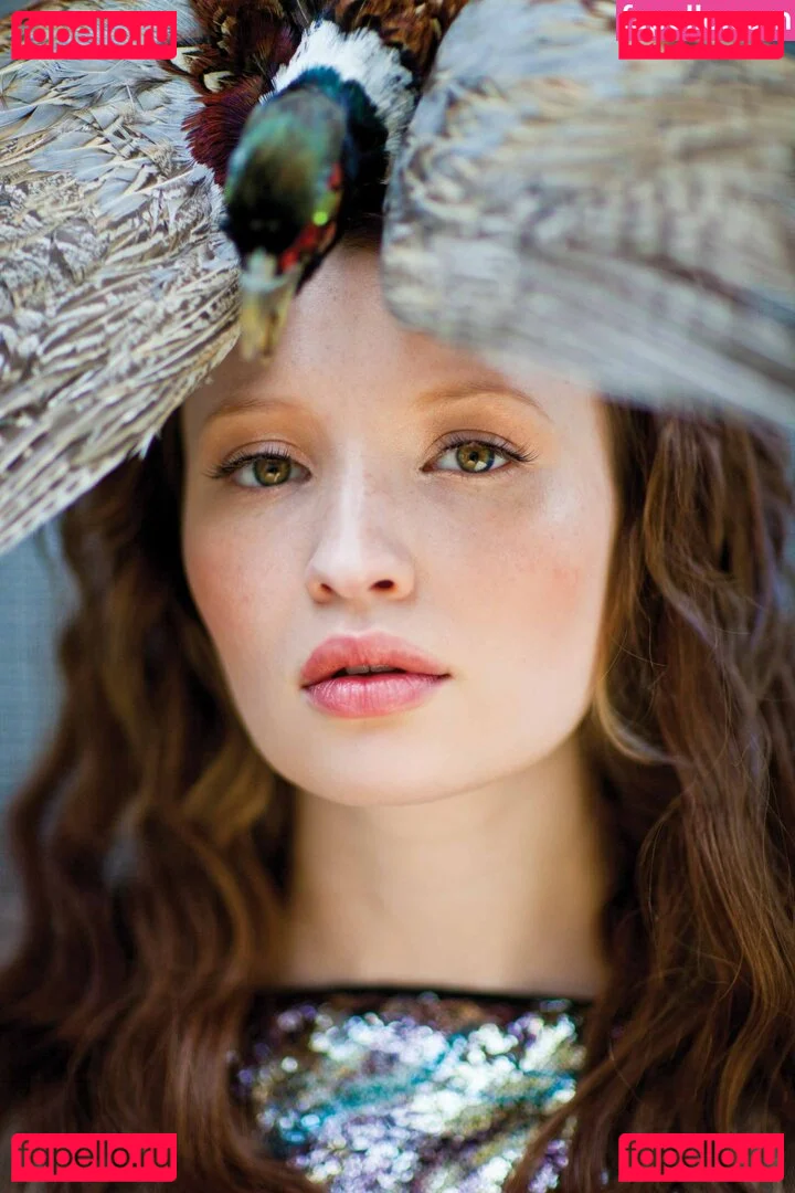 Emily Browning Onlyfans Photo Gallery 