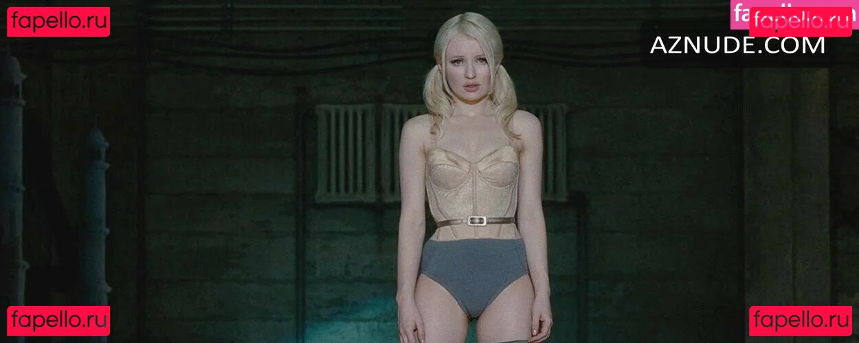 Emily Browning Onlyfans Photo Gallery 