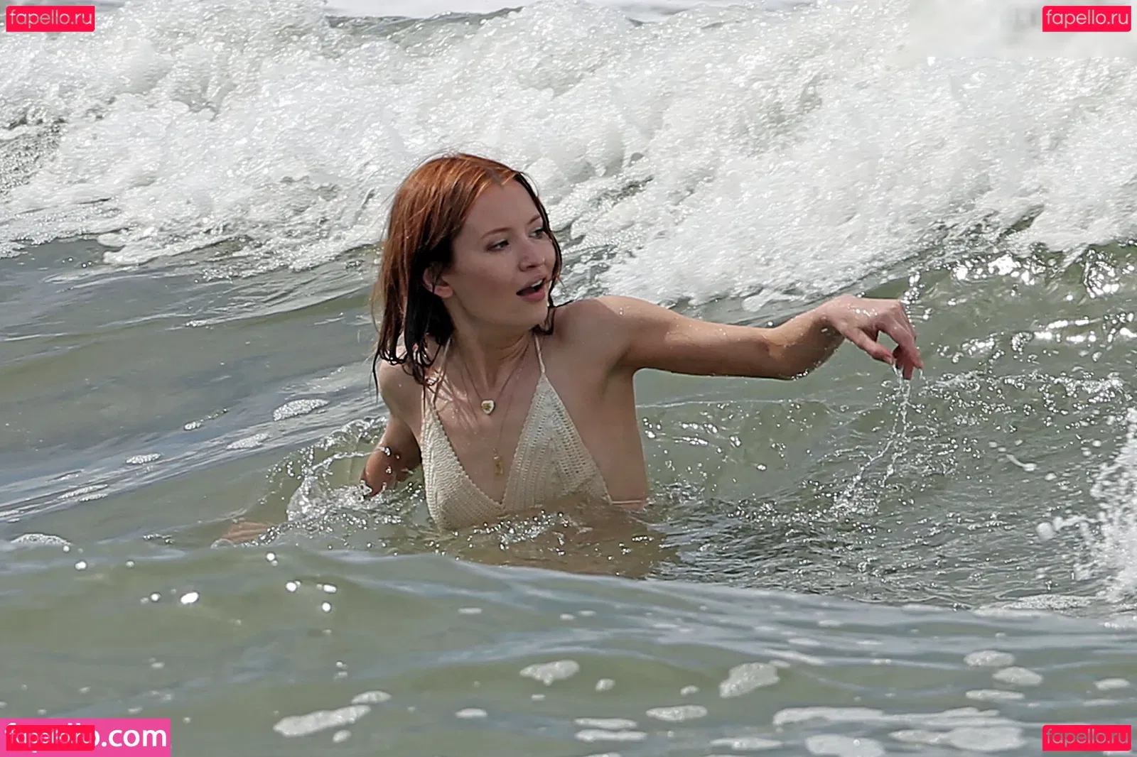 Emily Browning Onlyfans Photo Gallery 