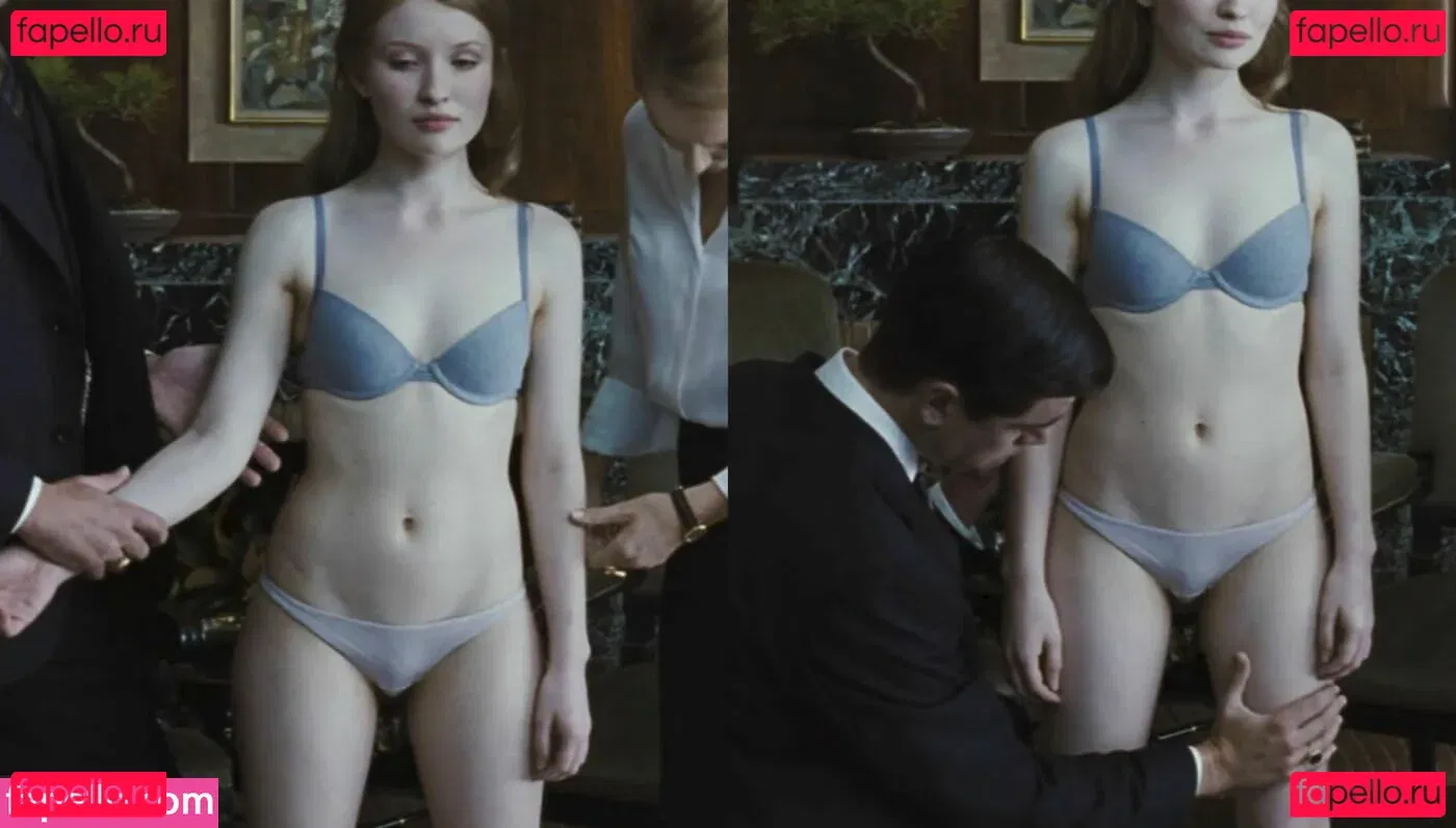 Emily Browning Onlyfans Photo Gallery 