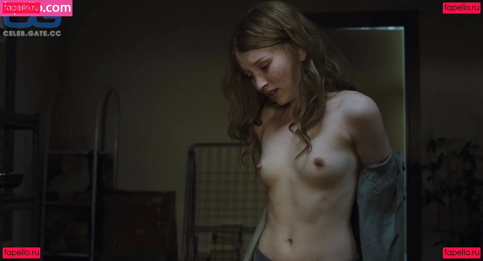 Emily Browning Onlyfans Photo Gallery 