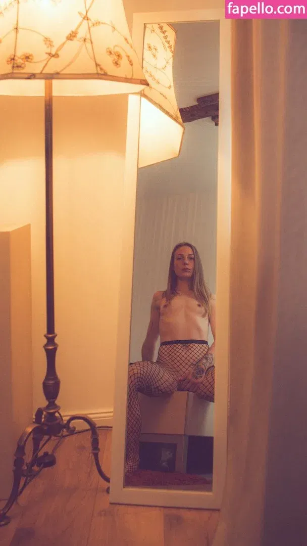 x_no_interest_x Onlyfans Photo Gallery 