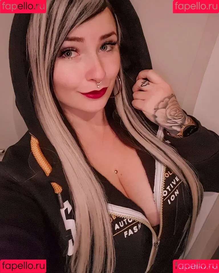 Lyn_k44 Onlyfans Photo Gallery 