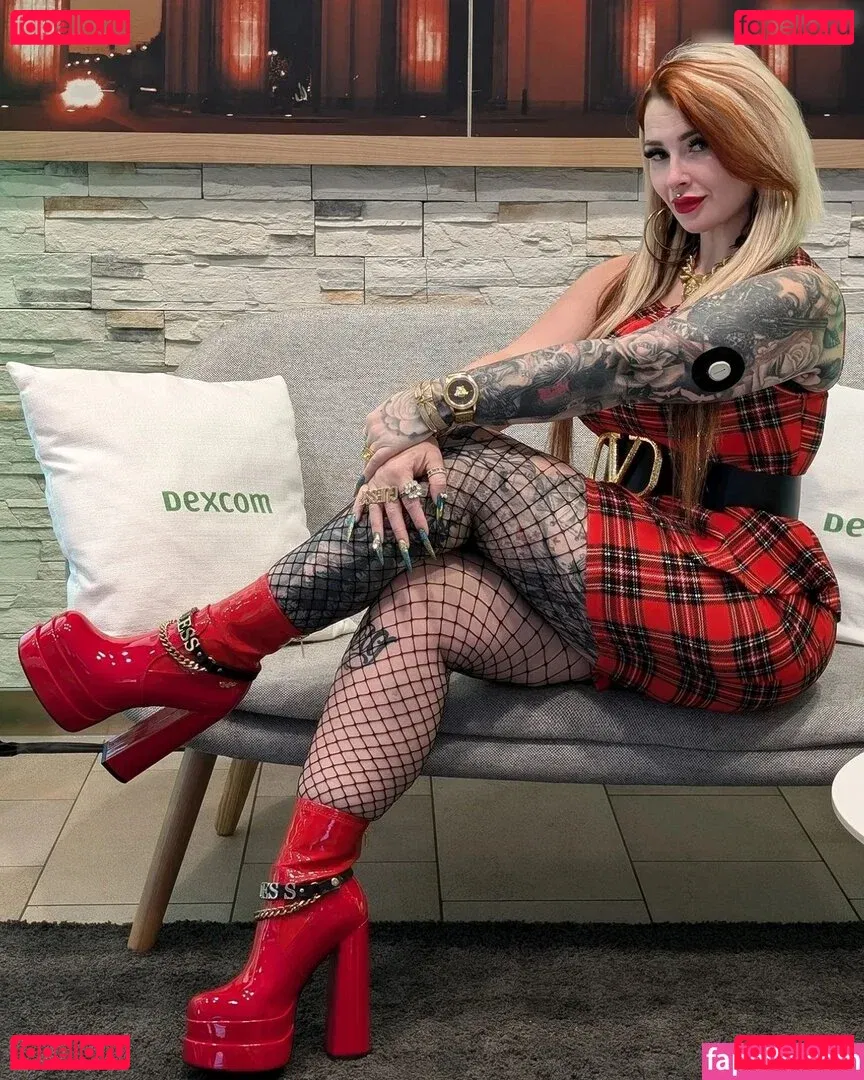 Lyn_k44 Onlyfans Photo Gallery 