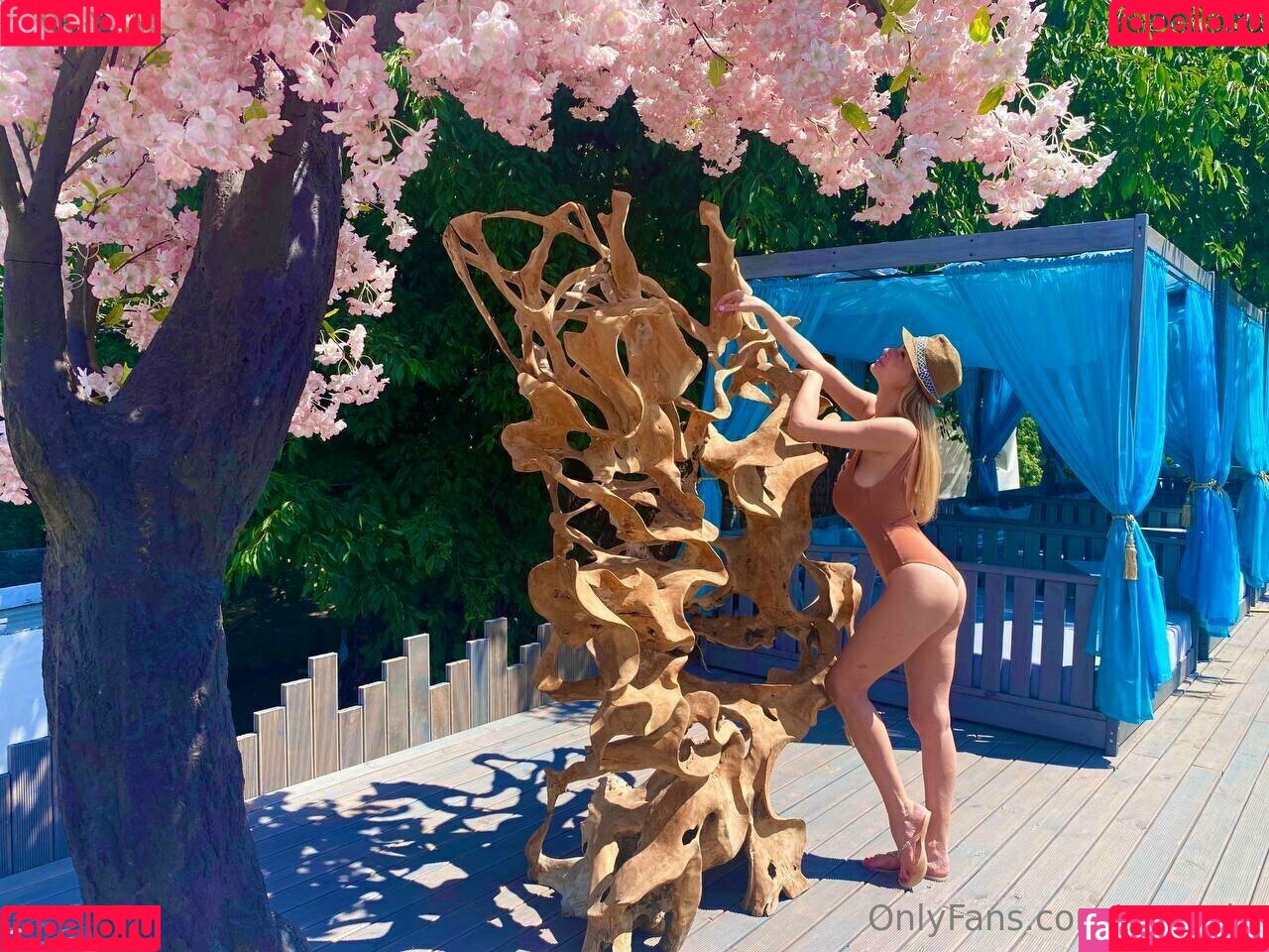 wetanja Onlyfans Photo Gallery 