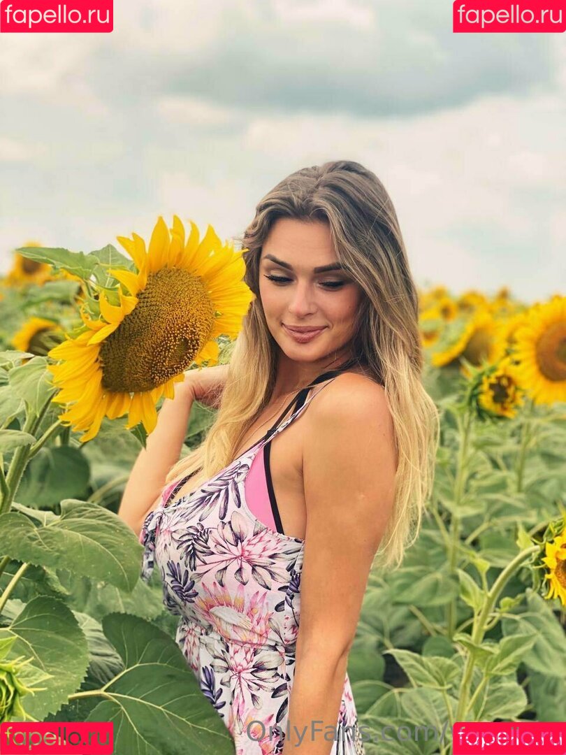 wetanja Onlyfans Photo Gallery 