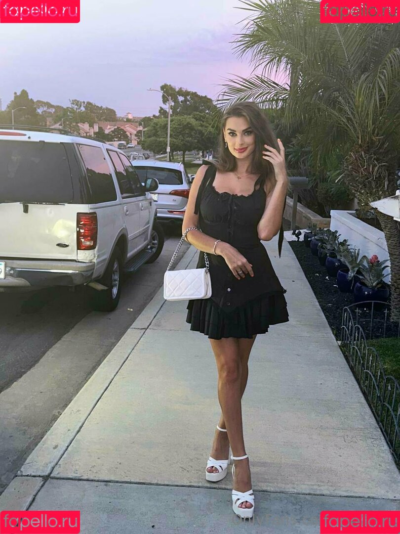 wetanja Onlyfans Photo Gallery 